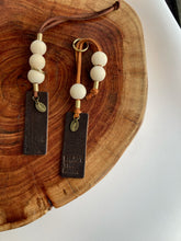 Load image into Gallery viewer, Premium leather car fresheners