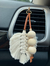 Load image into Gallery viewer, Car Charm Feather Macrame